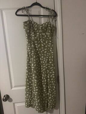 Women’s Lulus Light Olive Green Tie-Strap Midi Dress with White Print